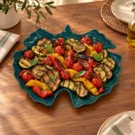 Yeşil Porselen Servis Tabağı - 35 x 29 cm - Görsel 2